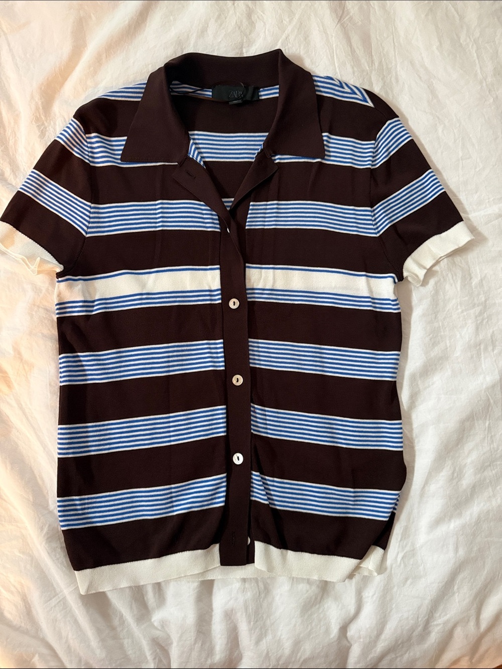 Zara Women’s Knit Button-up Shirt